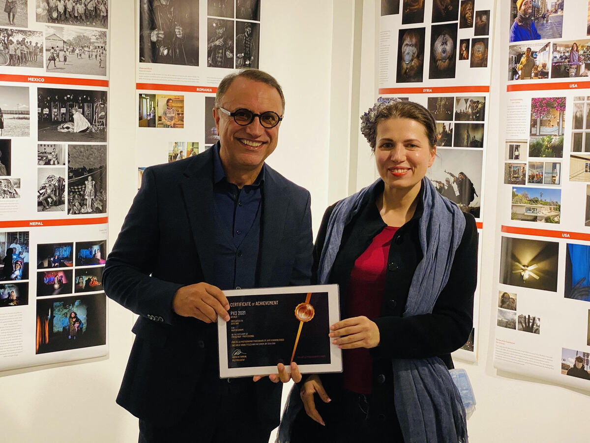 hossein farmani with a winner photographer